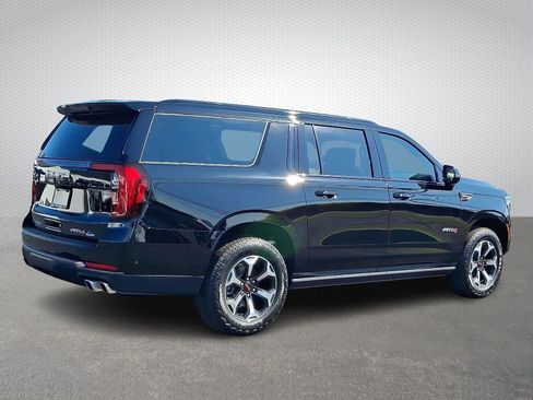 New 2025 GMC Yukon XL AT4 Ultimate image 4