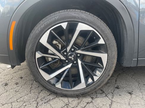 Used 2024 Mitsubishi Outlander SE image 11