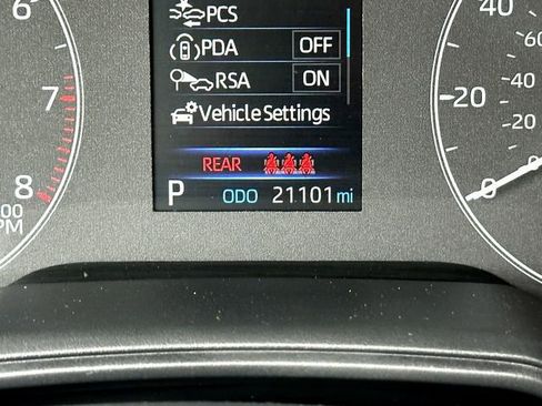 Used 2025 Toyota Corolla LE FWD image 22