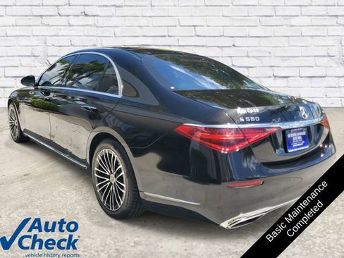 Used 2022 Mercedes-Benz S 580 4MATIC Sedan image 2