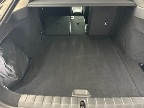 Certified 2025 BMW i4 eDrive40 w/ M Sport Package RWD image 33