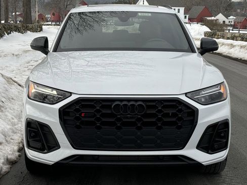 Used 2023 Audi SQ5 Premium Plus w/ Premium Plus Package image 18