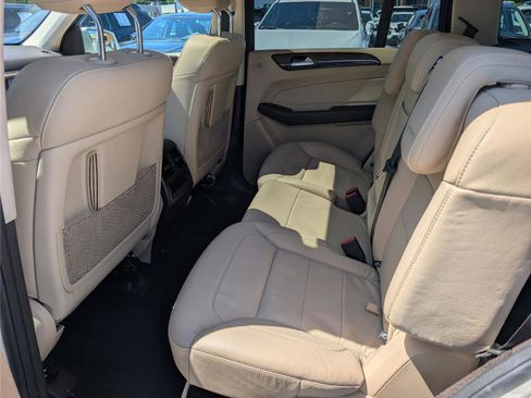 Used 2017 Mercedes-Benz GLS 450 4MATIC image 17