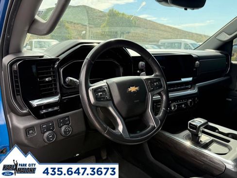 Used 2022 Chevrolet Silverado 1500 LTZ w/ Technology Package AWD/4WD image 13