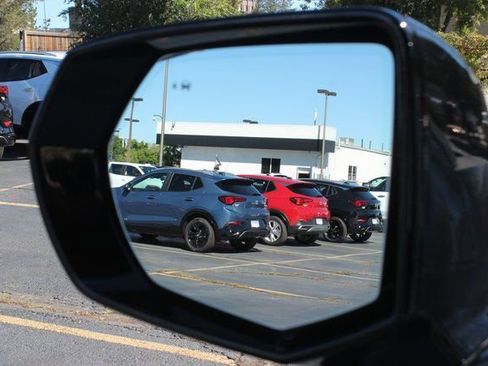 New 2026 GMC Sierra EV Elevation w/ Premium Package image 18