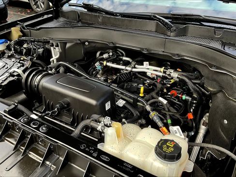 Used 2023 Ford Explorer XLT w/ Equipment Group 202A image 35