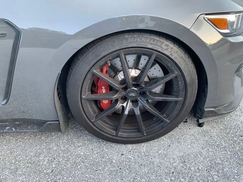 Used 2018 Ford Mustang Shelby GT350 w/ Electronics Package RWD image 11