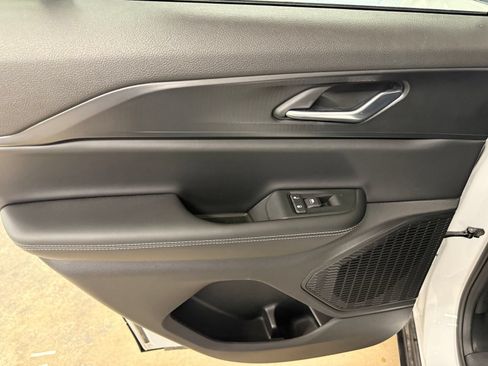 Used 2025 Jeep Grand Cherokee Laredo w/ MOPAR Finishing Package RWD image 24