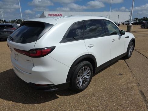 Used 2024 MAZDA CX-90 3.3 Turbo w/ Preferred Package image 6