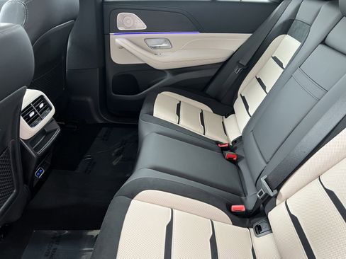 Certified 2025 Mercedes-Benz GLE 53 AMG 4MATIC image 27