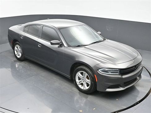 Used 2019 Dodge Charger SXT image 37