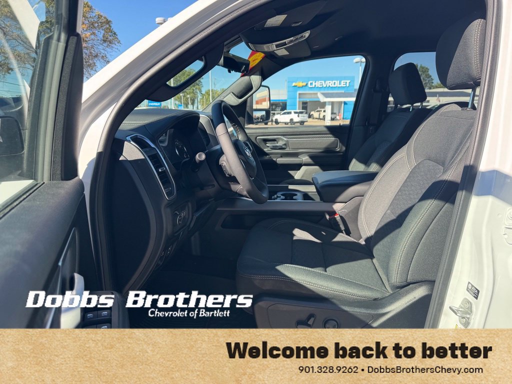 Used 2025 RAM 1500 Big Horn AWD/4WD image 12