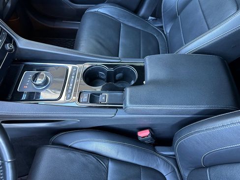 Used 2017 Jaguar F-PACE R-Sport AWD/4WD image 10