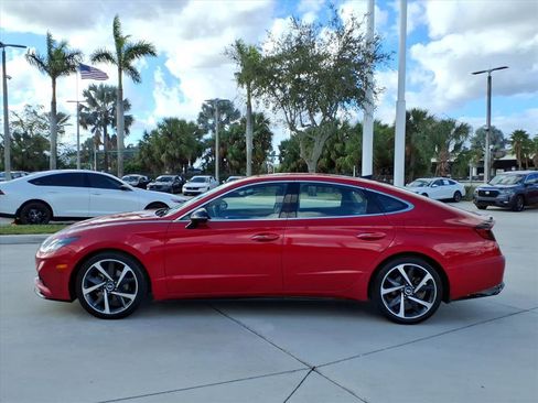 Used 2021 Hyundai Sonata SEL Plus image 2