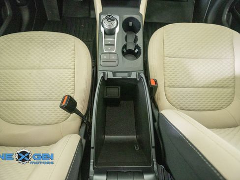 Used 2021 Ford Escape SE FWD image 32