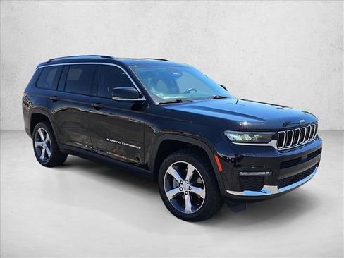 Used 2021 Jeep Grand Cherokee L Limited AWD/4WD image 3