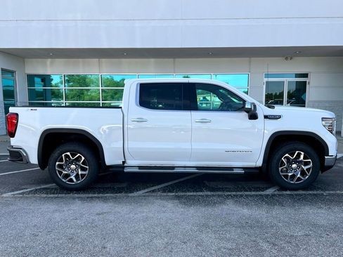 New 2026 GMC Sierra 1500 SLT w/ SLT Premium Plus Package AWD/4WD image 3