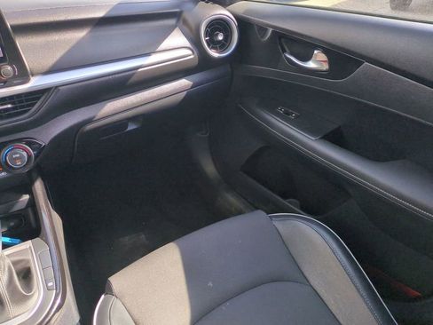 Used 2023 Kia Forte GT-Line image 16