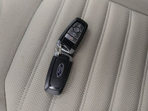 Used 2018 Ford Fusion S FWD image 32