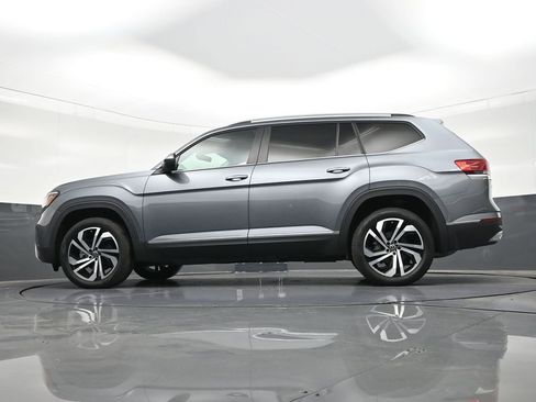 Used 2023 Volkswagen Atlas SEL image 24