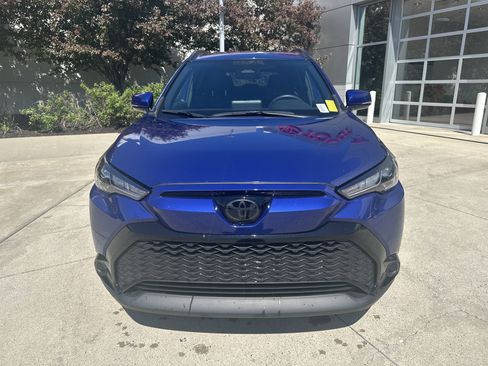 Used 2024 Toyota Corolla Cross AWD Hybrid image 5