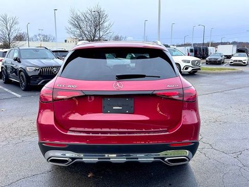 New 2026 Mercedes-Benz GLC 300 4MATIC image 9