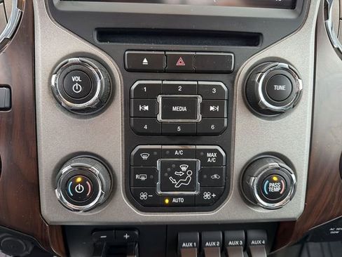 Used 2016 Ford F250 Lariat w/ Lariat Ultimate Package image 21