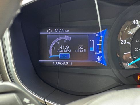 Used 2013 Ford Fusion SE FWD image 24