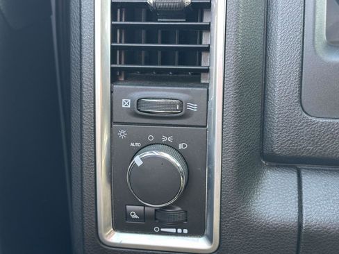 Used 2024 RAM 1500 Classic SLT image 26