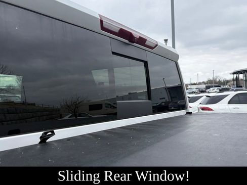 Used 2022 Chevrolet Silverado 2500 High Country w/ Z71 Off-Road Package image 9