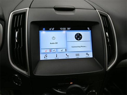 Used 2018 Ford Edge SEL w/ Equipment Group 201A image 19