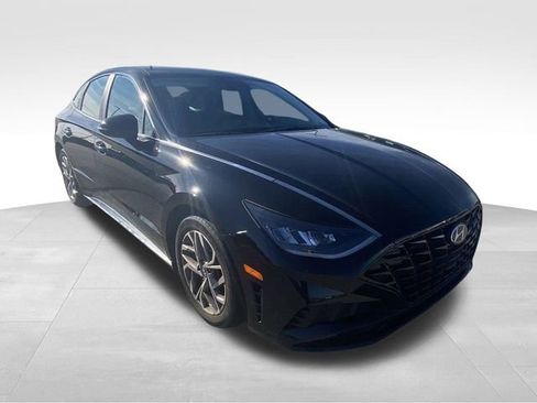 Used 2021 Hyundai Sonata SEL w/ Winter Weather Package image 14