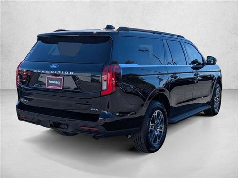 New 2025 Ford Expedition Max Active image 2