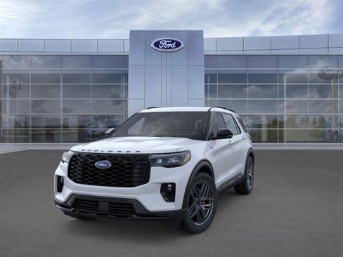 New 2026 Ford Explorer ST-Line w/ ST-Line Street Pack image 2