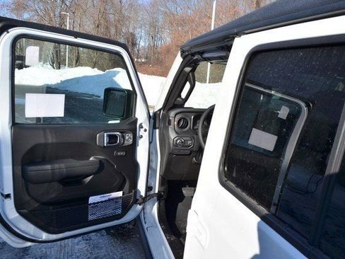 New 2026 Jeep Gladiator Rubicon image 15