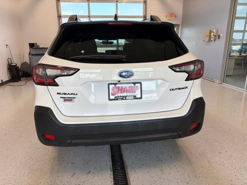 Used 2025 Subaru Outback Onyx Edition AWD/4WD image 5