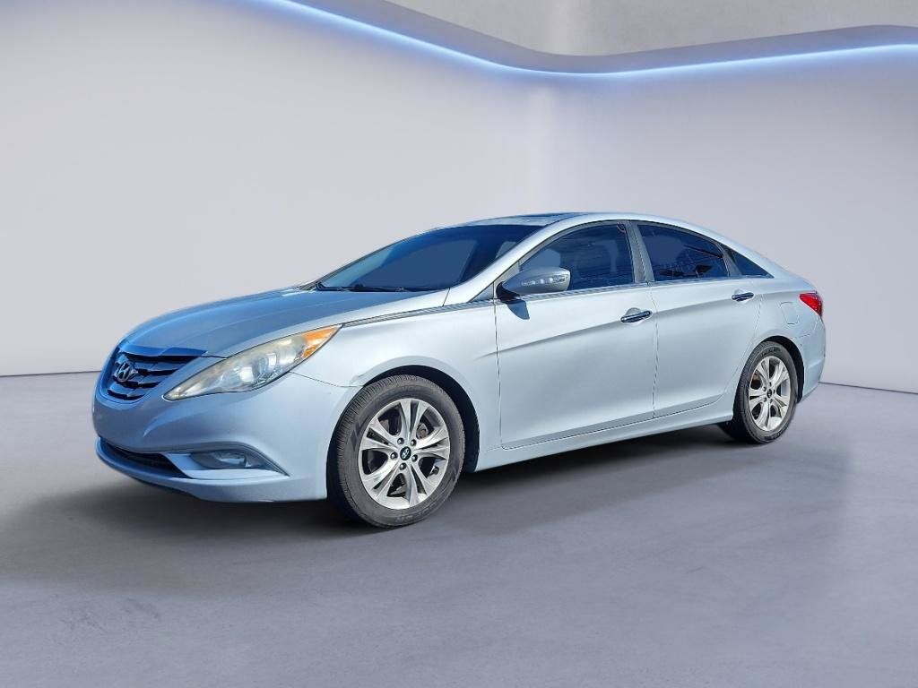 Used 2013 Hyundai Sonata Limited FWD image 1