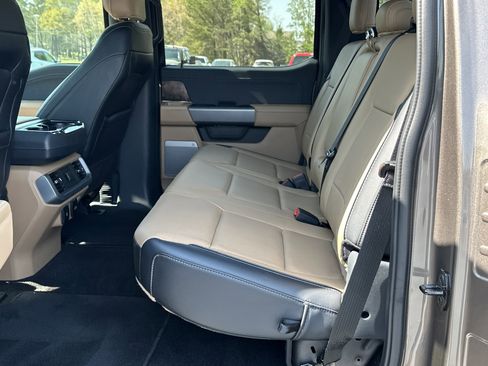 Used 2021 Ford F150 Lariat image 14