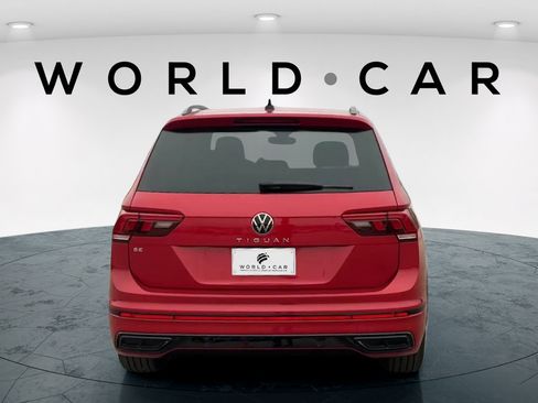 Used 2024 Volkswagen Tiguan SE R-Line w/ MDO Package, Three-Row FWD image 4