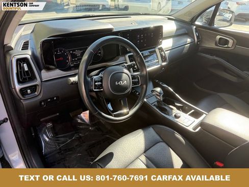 Used 2023 Kia Sorento S w/ Panoramic Sunroof Package AWD/4WD image 30