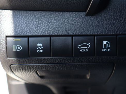 Used 2021 Toyota Camry XSE FWD image 22