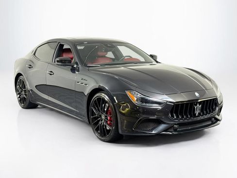 Used 2022 Maserati Ghibli Modena RWD image 7