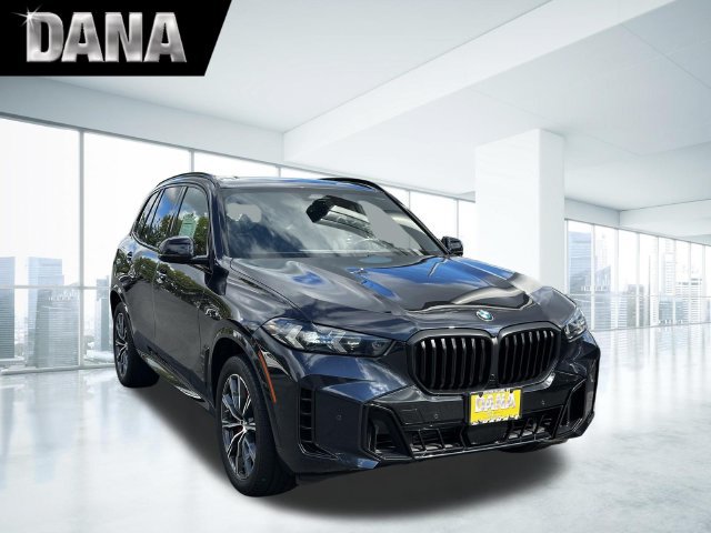 Used 2024 BMW X5 xDrive40i w/ M Sport Package AWD/4WD image 1