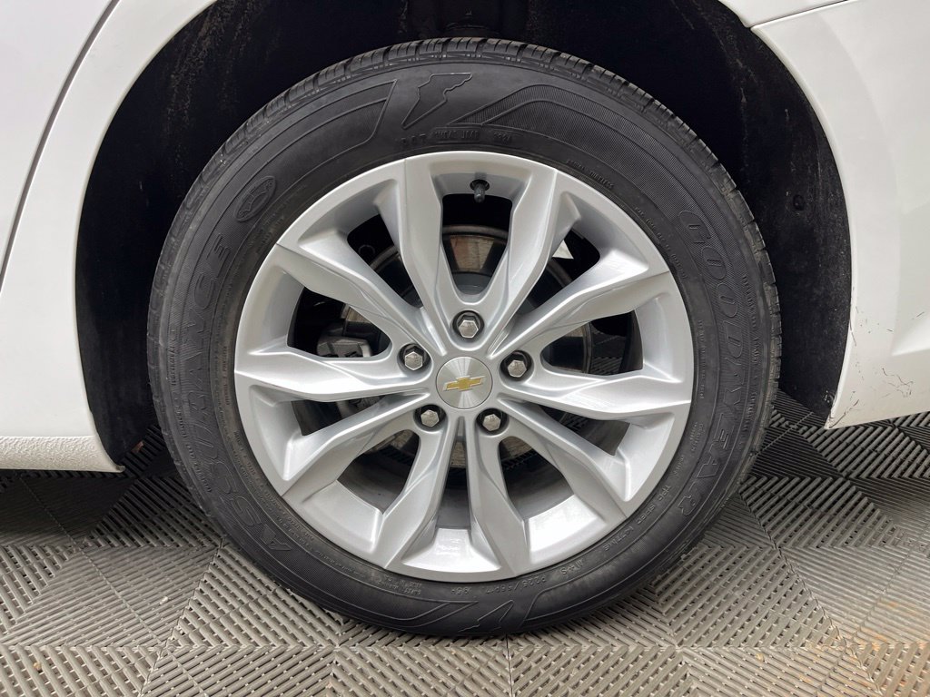 Used 2025 Chevrolet Malibu LT FWD image 29