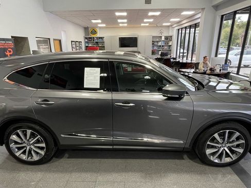 Used 2025 Acura MDX FWD w/ Technology Package image 5
