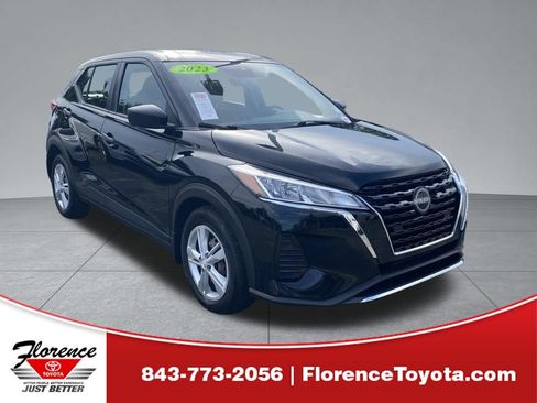 Used 2023 Nissan Kicks S FWD image 1