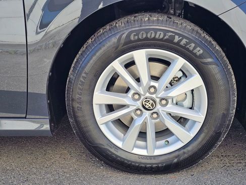 Used 2026 Toyota Camry LE FWD image 9