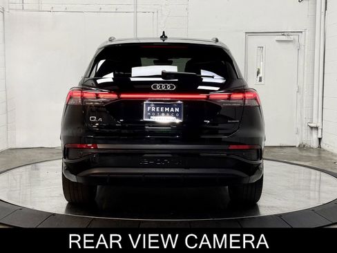 Used 2024 Audi Q4 e-tron Premium Plus w/ Premium Plus image 7
