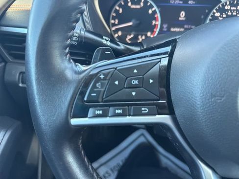 Used 2020 Nissan Altima 2.5 SR w/ Premium Package image 19