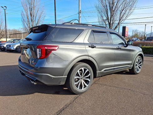 Used 2020 Ford Explorer ST image 6